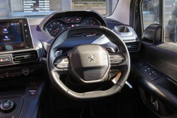 PEUGEOT Rifter 1.5 BlueHDi Allure Standard MPV 5dr Diesel EAT Euro 6 (s/s) (130