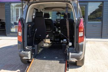 PEUGEOT Rifter 1.5 BlueHDi Allure Standard MPV 5dr Diesel EAT Euro 6 (s/s) (130