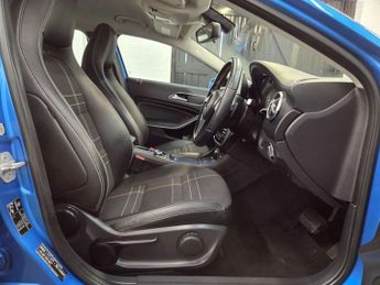 Mercedes-Benz A-CLASS 1.8 A180 BlueEfficiency Sport CDi Auto 5dr