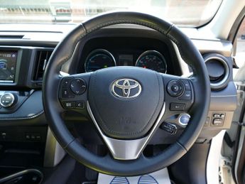 TOYOTA RAV4 2.5 RAV4 Icon TSS HEV 4x2 CVT 5dr