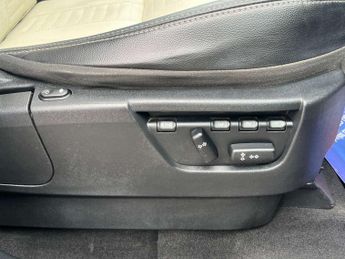 Land Rover FREELANDER 2.2 Freelander Dynamic SD4 Auto 4WD 5dr