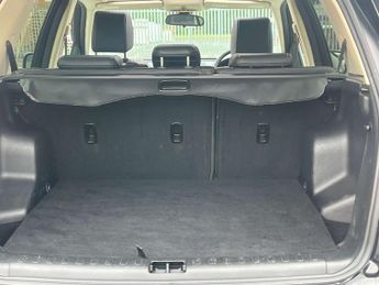Land Rover FREELANDER 2.2 Freelander Dynamic SD4 Auto 4WD 5dr