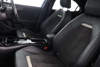 Vauxhall Mokka Electric 50kWh Ultimate SUV 5dr Electric Auto (136 ps)