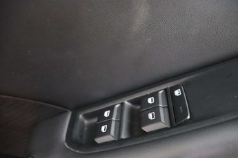 MG MG4 51kWh SE Hatchback 5dr Electric Auto (170 ps)
