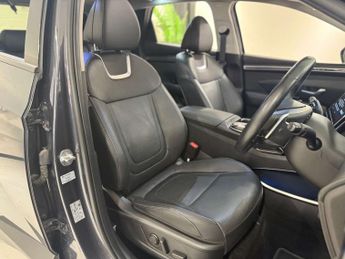 HYUNDAI TUCSON 1.6 Tucson Ultimate TGDi HEV Auto 5dr