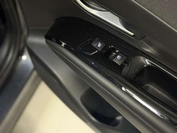 HYUNDAI TUCSON 1.6 Tucson Ultimate TGDi HEV Auto 5dr