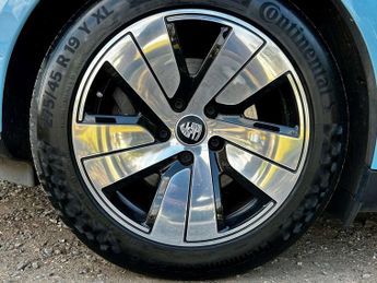 PORSCHE TAYCAN Taycan 4x2 4dr