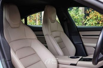 PORSCHE TAYCAN Taycan 4x2 4dr