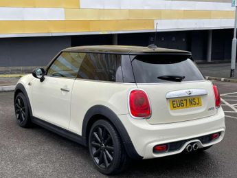 MINI Hatch 2.0 Cooper S Hatchback 3dr Petrol Auto Euro 6 (s/s) (192 ps)