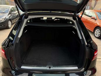 AUDI A4 2.0 A4 Technik 35 TFSI MHEV Semi-Auto 5dr