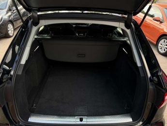 AUDI A4 2.0 A4 Technik 35 TFSI MHEV Semi-Auto 5dr