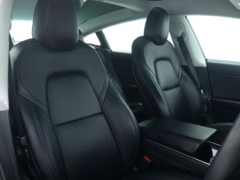 TESLA MODEL 3 (Dual Motor) Long Range Saloon 4dr Electric Auto 4WDE (346 ps)