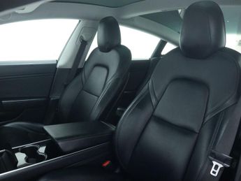 TESLA MODEL 3 (Dual Motor) Long Range Saloon 4dr Electric Auto 4WDE (346 ps)