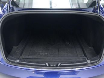 TESLA MODEL 3 (Dual Motor) Long Range Saloon 4dr Electric Auto 4WDE (346 ps)