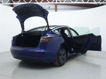 TESLA MODEL 3 (Dual Motor) Long Range Saloon 4dr Electric Auto 4WDE (346 ps)