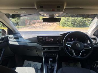 VOLKSWAGEN POLO 1.0 Polo Life TSi Semi-Auto 5dr