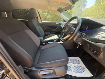 VOLKSWAGEN POLO 1.0 Polo Life TSi Semi-Auto 5dr