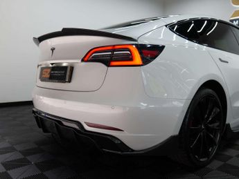 Tesla Model 3 Model 3 Performance AWD 4WD 4dr