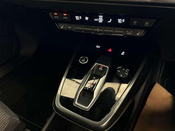 AUDI Q4 E-TRON Q4 e-tron Sportback 50 S Line Quattro Auto 4WD 5dr