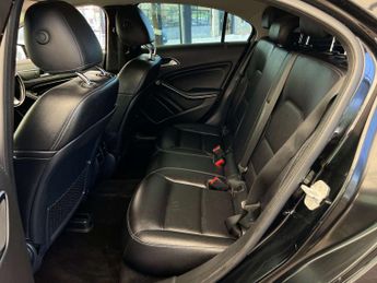 MERCEDES-BENZ A-CLASS 1.5 A 180 D Sport Auto 5dr