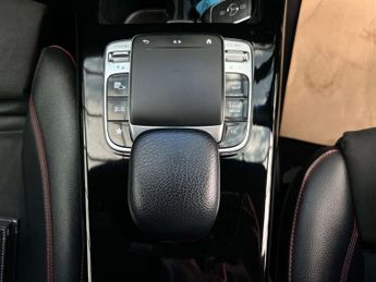 MERCEDES-BENZ A-CLASS 1.5 A 180 AMG Line Executive D Auto 5dr