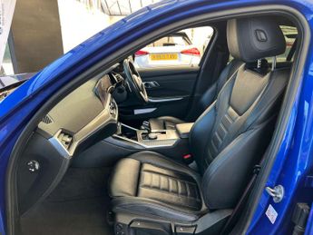 BMW 3 SERIES 2.0 330e M Sport Auto 4dr