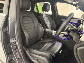 MERCEDES-BENZ GLC 2.0 GLC 300 AMG Line Premium D 4Matic Auto 4WD 5dr