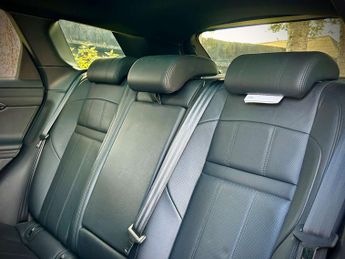 Land Rover Range Rover Evoque 2.0 Range Rover Evoque SE D Auto 4WD 5dr