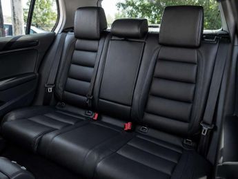 Volkswagen GOLF 2.0 TDI GTD (Leather) Hatchback 5dr Diesel DSG Euro 5 (170 ps)