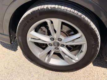 AUDI Q3 2.0 TFSI 40 S line SUV 5dr Petrol S Tronic quattro Euro 6 (s/s) 