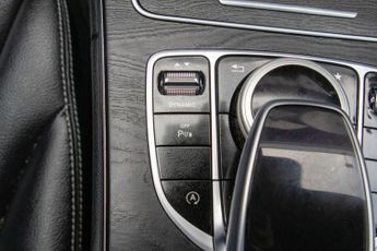 MERCEDES-BENZ C CLASS 2.1 C220d AMG Line (Premium Plus) Estate 5dr Diesel 7G-Tronic+ E