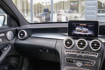 MERCEDES-BENZ C CLASS 2.1 C220d AMG Line (Premium Plus) Estate 5dr Diesel 7G-Tronic+ E