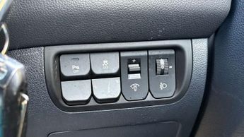 KIA RIO 1.4 3 Hatchback 5dr Petrol Auto Euro 6 (107 bhp)