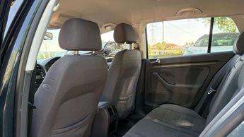 VOLKSWAGEN GOLF 1.6 Golf SE Auto 5dr