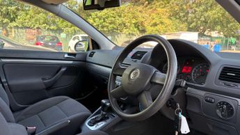 VOLKSWAGEN GOLF 1.6 Golf SE Auto 5dr