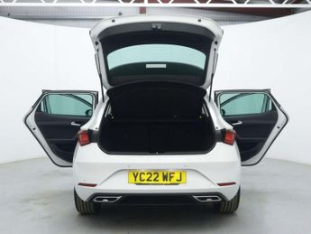 SEAT LEON 1.0 eTSI MHEV FR Hatchback 5dr Petrol Hybrid DSG Euro 6 (s/s) (1