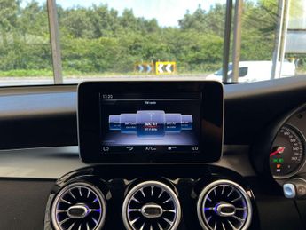 MERCEDES-BENZ GLC 2.1 GLC 220 Urban Edition D 4Matic Auto 4WD 5dr
