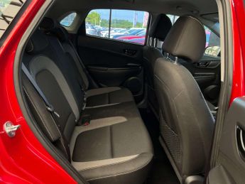 HYUNDAI KONA 1.6 Kona Premium GDi HEV Semi-Auto 5dr