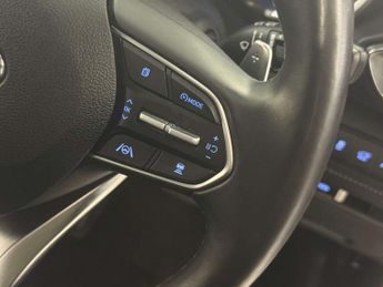 HYUNDAI SANTA FE 1.6 Santa Fe Premium HEV 2WD Auto 5dr