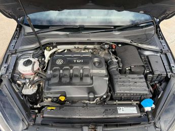 VOLKSWAGEN GOLF 2.0 Golf GTD Semi-Automatic 5dr *NATIONAL DELIVERY*