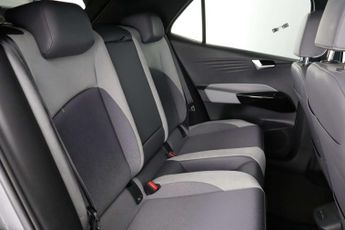 Volkswagen ID.3 Pro S 77kWh Tour Hatchback 5dr Electric Auto (204 ps)