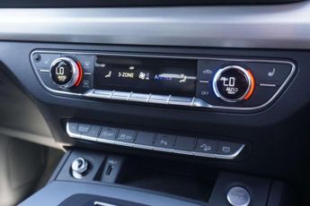 Audi Q5 2.0 TDI 40 S line SUV 5dr Diesel S Tronic quattro Euro 6 (s/s) (
