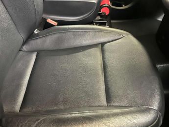 MERCEDES-BENZ VITO eVito Touringer 5dr