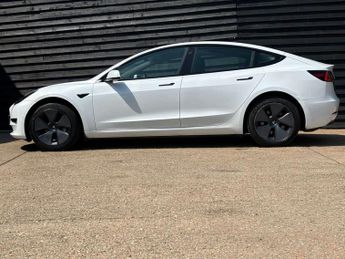 TESLA MODEL 3 Model 3 Standard Range + 4dr
