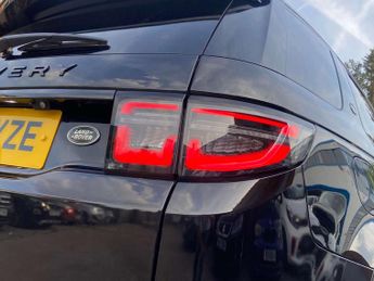 Land Rover Discovery Sport 2.0 D200 MHEV R-Dynamic SE SUV 5dr Diesel Auto 4WD Euro 6 (s/s) 