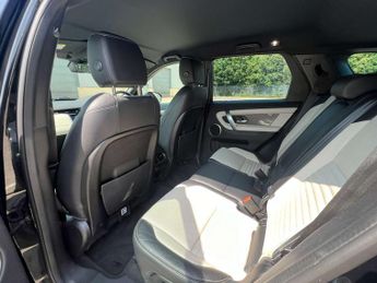 LAND ROVER DISCOVERY SPORT 2.0 Discovery Sport R-Dynamic SE D Automatic 4WD 5dr *NATIONAL D