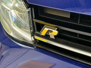 Volkswagen GOLF 2.0 Golf R TSi Semi-Auto 4WD 5dr