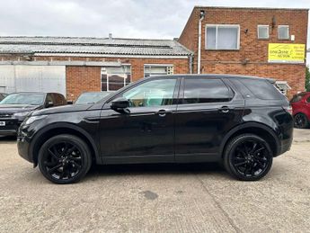 Land Rover Discovery Sport 2.0 TD4 HSE Black SUV 5dr Diesel Auto 4WD Euro 6 (s/s) (180 ps)