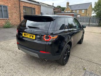 Land Rover Discovery Sport 2.0 TD4 HSE Black SUV 5dr Diesel Auto 4WD Euro 6 (s/s) (180 ps)