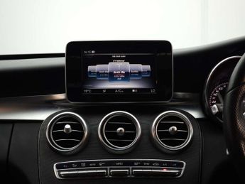 MERCEDES-BENZ C-CLASS 2.1 C 220 AMG Line D Auto 4dr